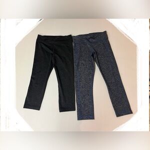 2 Under Armour Cropped Leggings / - Grey & Blue -Good for Yoga & Exercise
